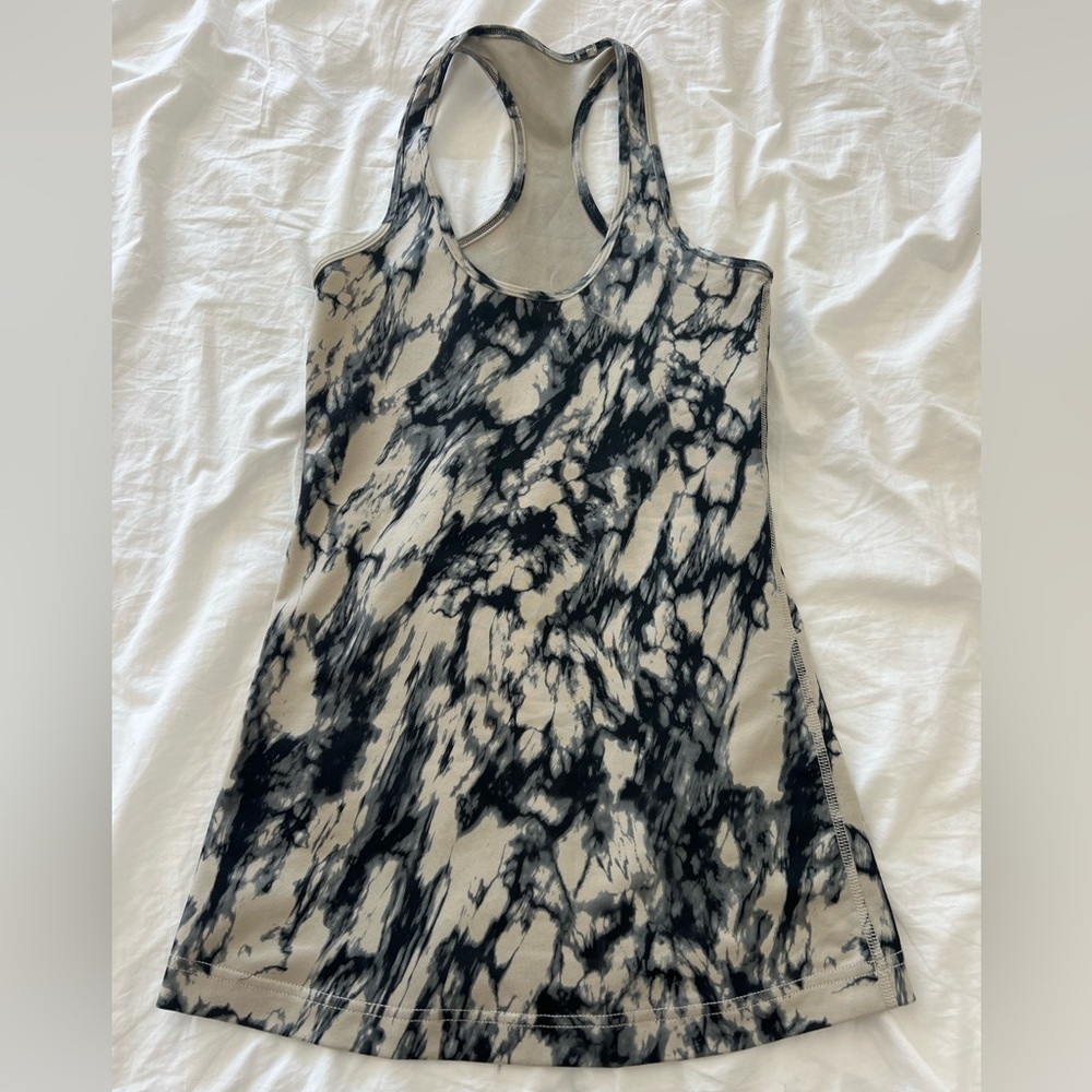 Lululemon shirt